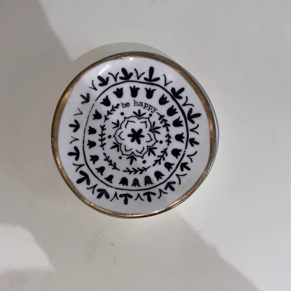 Jewelry plate